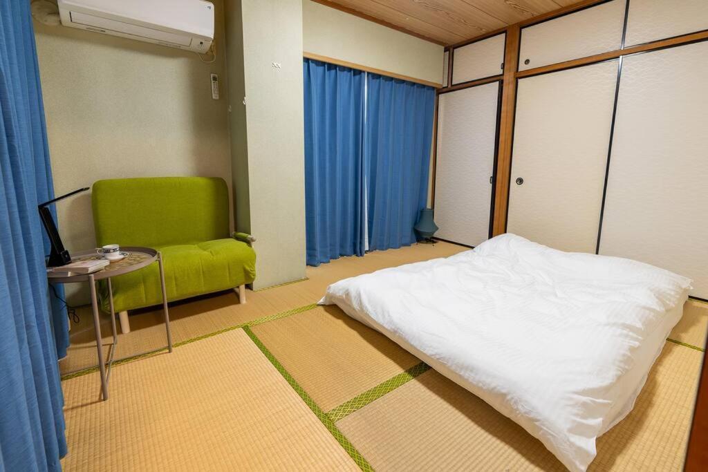 301号室貸切！2Dk/京成佐倉駅徒歩3分・電車成田空港20分・京成上野直結！厨房/風呂/畳/4名 Apartment Sakura  Exterior foto